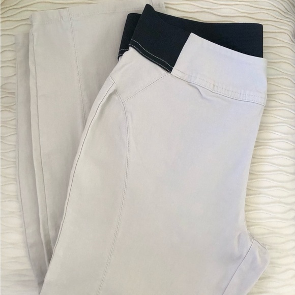 Simply Vera Mid Rise Capri Pants Size 14 main image 0